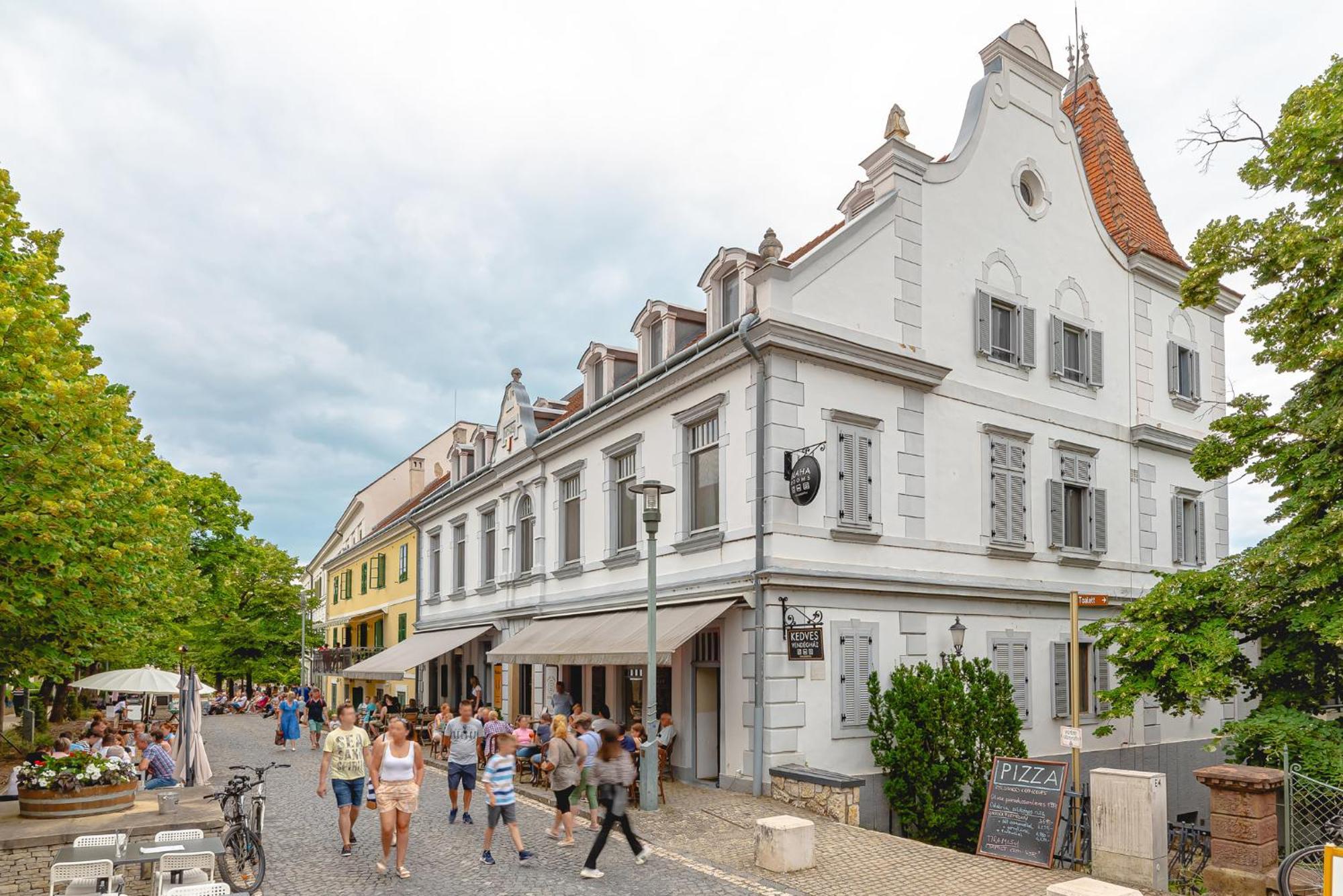 Kedves Vendeghaz Bed and Breakfast Balatonfüred Εξωτερικό φωτογραφία