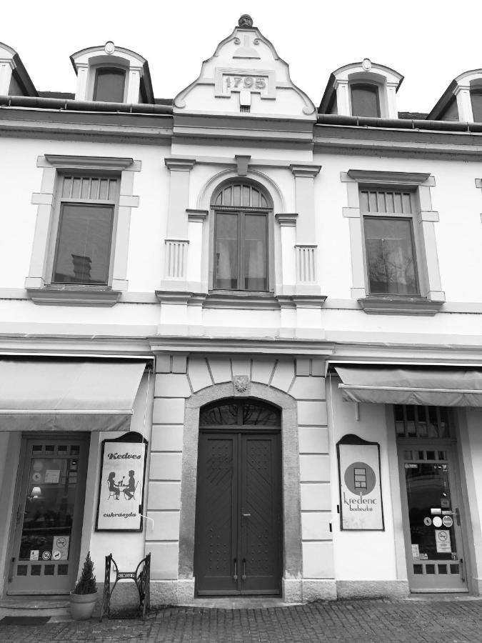 Kedves Vendeghaz Bed and Breakfast Balatonfüred Εξωτερικό φωτογραφία